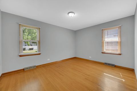 Tiny photo for 2621 Ridge Road, Lansing, IL 60438 (MLS # 12402163)