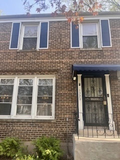 1329 E 89th Place Chicago IL 60619