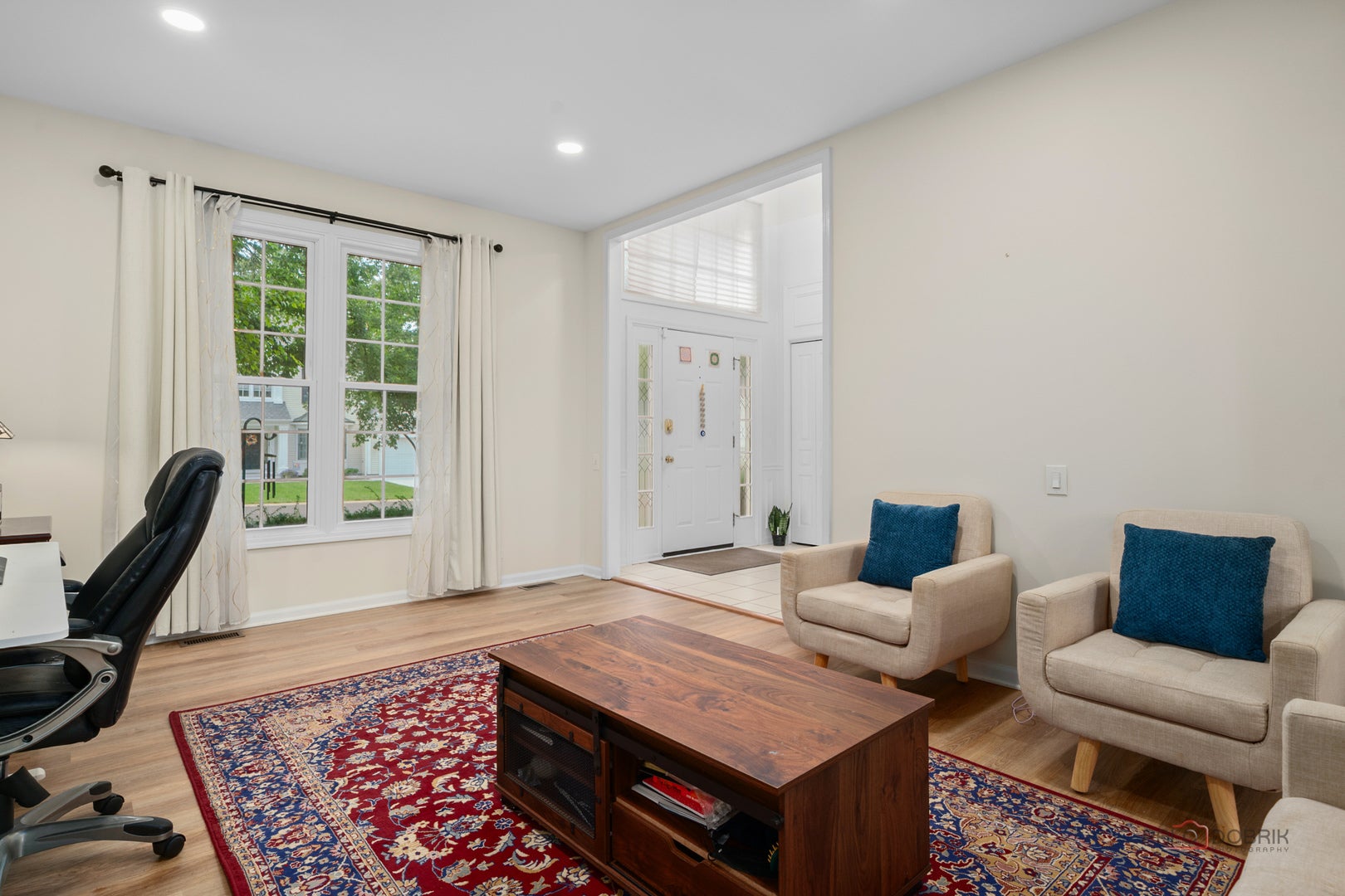 1121 Williamsburg Circle