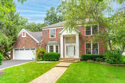 Photo of 1121 Williamsburg Circle, Grayslake, IL 60030 (MLS # 12746211)