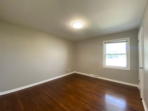 Tiny photo for 618 E 159TH Place, South Holland, IL 60473 (MLS # 12428426)