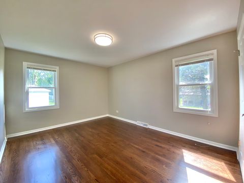 Tiny photo for 618 E 159TH Place, South Holland, IL 60473 (MLS # 12428426)