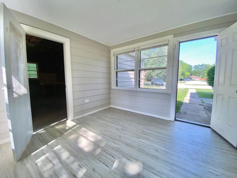 Tiny photo for 618 E 159TH Place, South Holland, IL 60473 (MLS # 12428426)