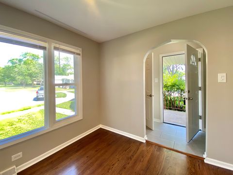 Tiny photo for 618 E 159TH Place, South Holland, IL 60473 (MLS # 12428426)