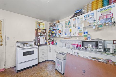 Tiny photo for 2009 Southwood Drive, Champaign, IL 61821 (MLS # 12472781)