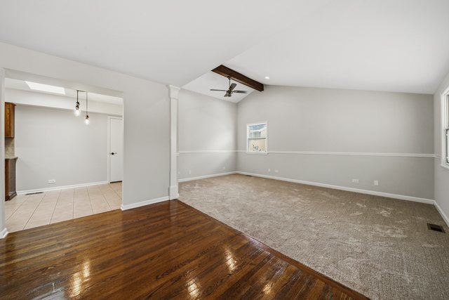 1562 White Trail
