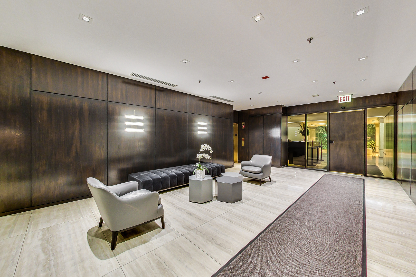 680 N Lake Shore Drive 1216