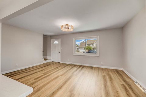 Tiny photo for 512 Englewood Avenue, Bellwood, IL 60104 (MLS # 12447936)