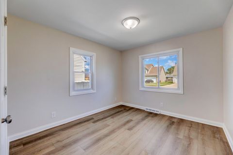 Tiny photo for 512 Englewood Avenue, Bellwood, IL 60104 (MLS # 12447936)