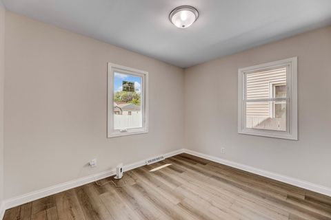 Tiny photo for 512 Englewood Avenue, Bellwood, IL 60104 (MLS # 12447936)
