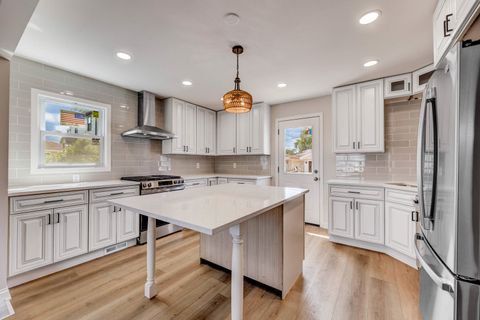 Tiny photo for 512 Englewood Avenue, Bellwood, IL 60104 (MLS # 12447936)