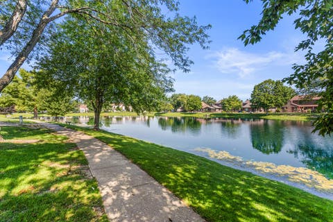 Tiny photo for 2104 Harbortown Circle #2104, Champaign, IL 61821 (MLS # 12707027)