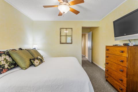 Tiny photo for 2104 Harbortown Circle #2104, Champaign, IL 61821 (MLS # 12707027)