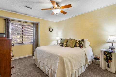 Tiny photo for 2104 Harbortown Circle #2104, Champaign, IL 61821 (MLS # 12707027)