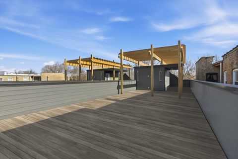 Tiny photo for 4844 N Hermitage Avenue, Chicago, IL 60640 (MLS # 12570261)