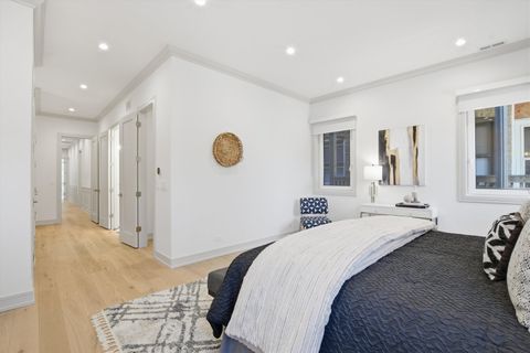 Tiny photo for 4844 N Hermitage Avenue, Chicago, IL 60640 (MLS # 12570261)