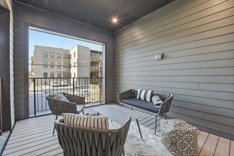 Tiny photo for 4844 N Hermitage Avenue, Chicago, IL 60640 (MLS # 12570261)