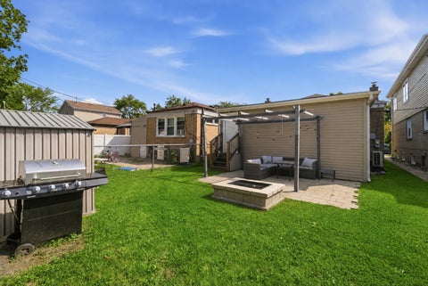 Tiny photo for 6730 N Whipple Street, Chicago, IL 60645 (MLS # 12745048)