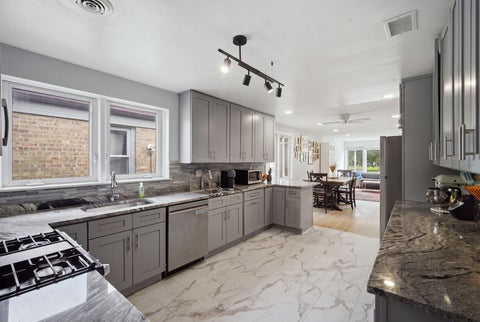 Tiny photo for 6730 N Whipple Street, Chicago, IL 60645 (MLS # 12745048)