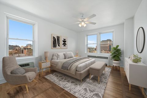 Tiny photo for 1585 Ridge Avenue #705, Evanston, IL 60201 (MLS # 12609154)