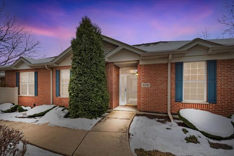 Photo of 6719 Pine Lake Drive, Tinley Park, IL 60477 (MLS # 12531543)