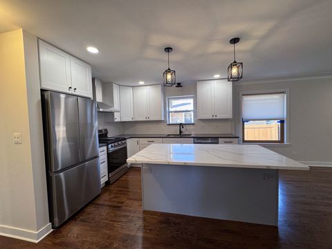 Tiny photo for 8537 W Sunnyside Avenue, Chicago, IL 60656 (MLS # 12595040)