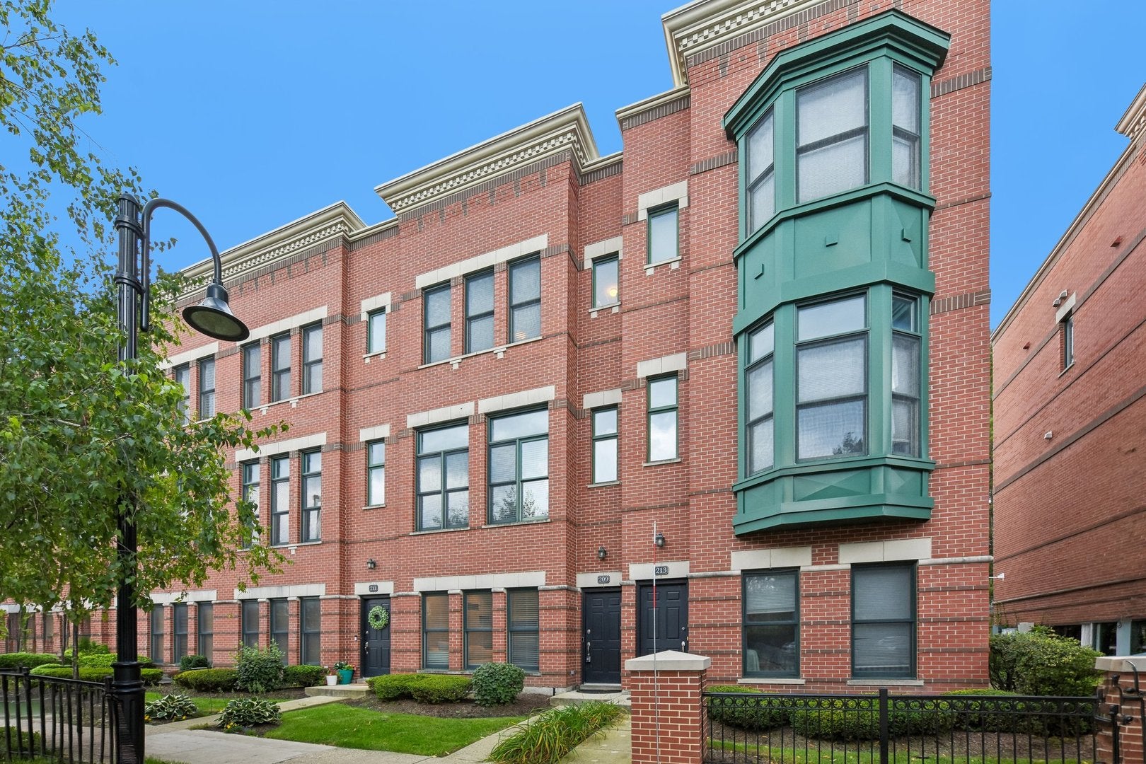 209 W Wood Street