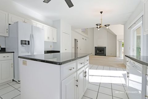 Tiny photo for 2407 Wentworth Lane, Aurora, IL 60502 (MLS # 12478788)