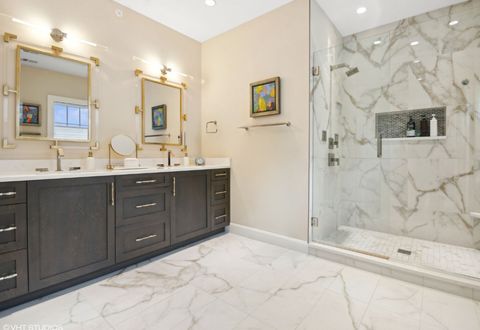 Tiny photo for 3233 Central Street #2, Evanston, IL 60201 (MLS # 12591272)