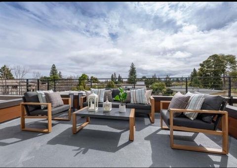 Tiny photo for 3233 Central Street #2, Evanston, IL 60201 (MLS # 12591272)