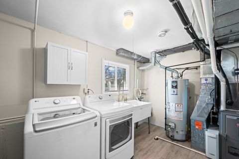 Tiny photo for 1917 E Pawnee Lane, Mount Prospect, IL 60056 (MLS # 12589020)