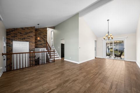 Tiny photo for 1917 E Pawnee Lane, Mount Prospect, IL 60056 (MLS # 12589020)