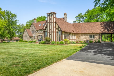 Tiny photo for 2407 W Galena Avenue, Freeport, IL 61032 (MLS # 12677496)