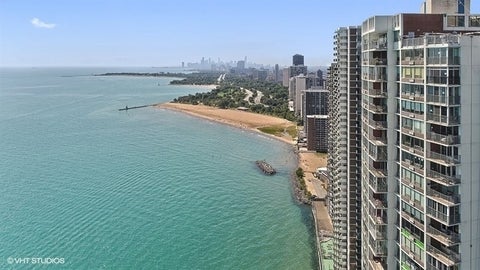Tiny photo for 940 W Glenlake AVE #42A, Chicago, IL 60660 (MLS # 12766179)