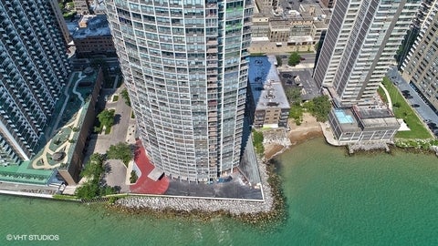 Tiny photo for 940 W Glenlake AVE #42A, Chicago, IL 60660 (MLS # 12766179)