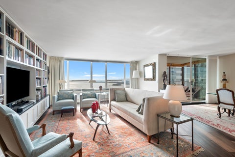 Tiny photo for 940 W Glenlake AVE #42A, Chicago, IL 60660 (MLS # 12766179)