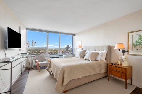 Tiny photo for 940 W Glenlake AVE #42A, Chicago, IL 60660 (MLS # 12766179)