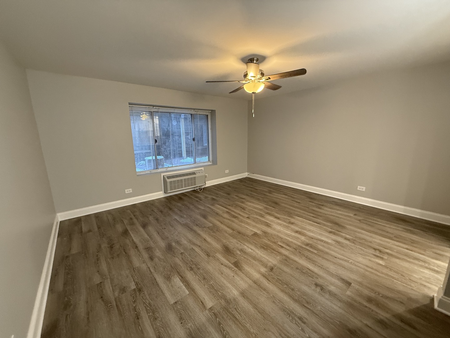 744 W GORDON Terrace 104