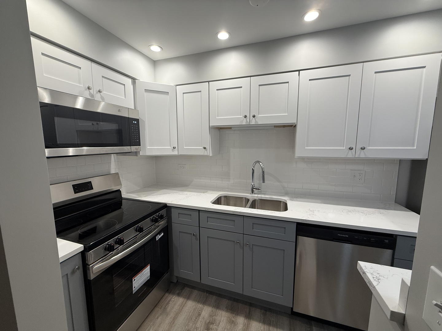 744 W GORDON Terrace 104