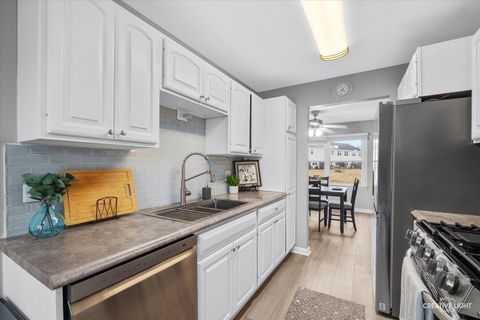 Tiny photo for 6S422 Naper Boulevard, Naperville, IL 60540 (MLS # 12577719)