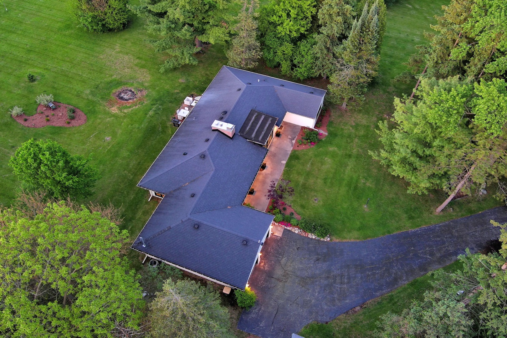 532 W Merri Oaks Road