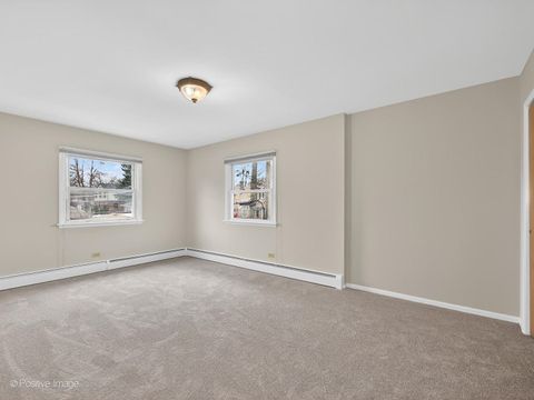 Tiny photo for 43 S Craig Place, Lombard, IL 60148 (MLS # 12542648)