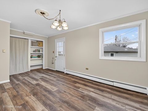 Tiny photo for 43 S Craig Place, Lombard, IL 60148 (MLS # 12542648)