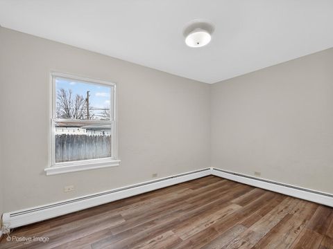 Tiny photo for 43 S Craig Place, Lombard, IL 60148 (MLS # 12542648)