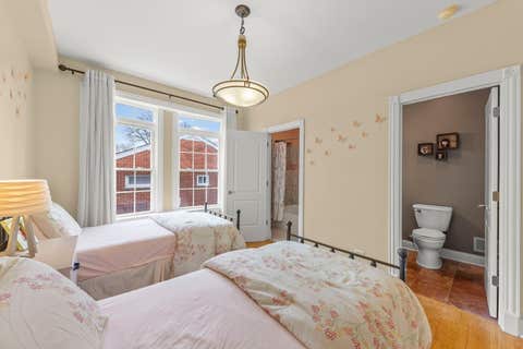 Tiny photo for 117 N Park Boulevard, Glen Ellyn, IL 60137 (MLS # 12679586)