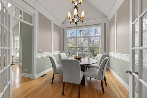 Tiny photo for 117 N Park Boulevard, Glen Ellyn, IL 60137 (MLS # 12679586)