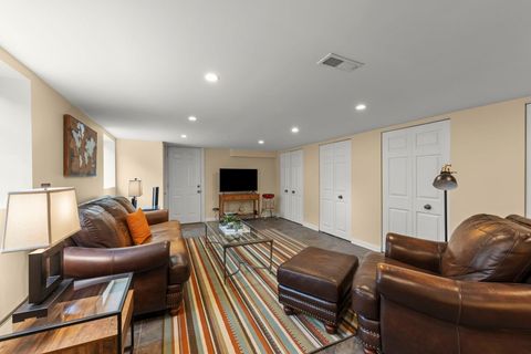 Tiny photo for 117 N Park Boulevard, Glen Ellyn, IL 60137 (MLS # 12679586)