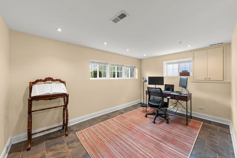 Tiny photo for 117 N Park Boulevard, Glen Ellyn, IL 60137 (MLS # 12679586)