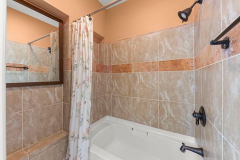 Tiny photo for 117 N Park Boulevard, Glen Ellyn, IL 60137 (MLS # 12679586)