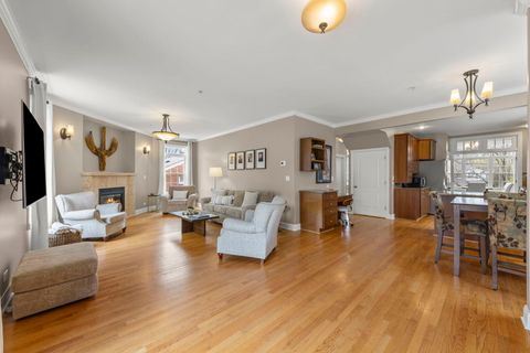 Tiny photo for 117 N Park Boulevard, Glen Ellyn, IL 60137 (MLS # 12679586)